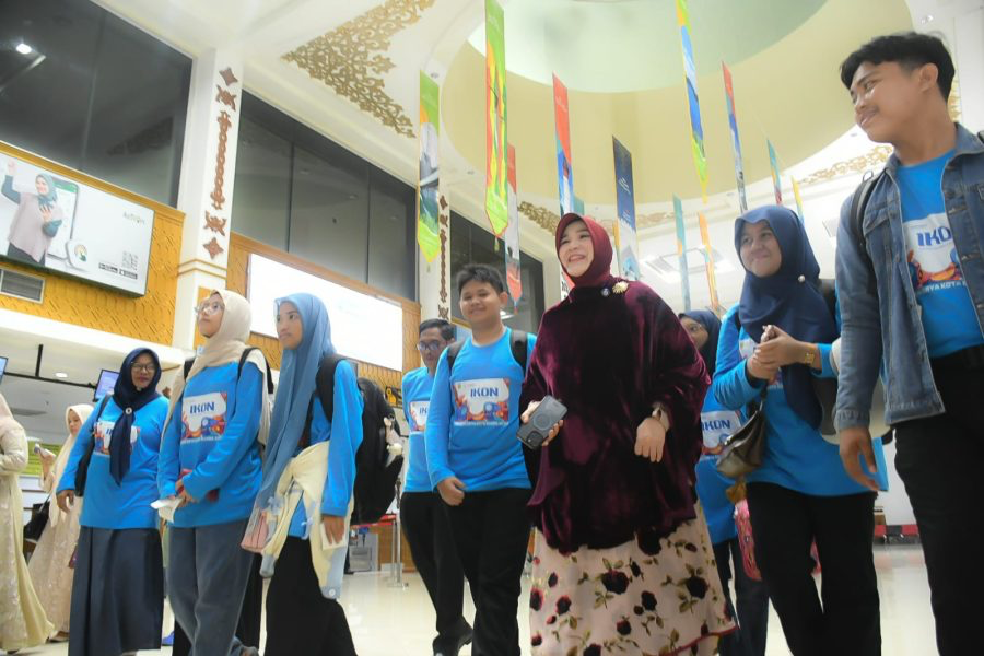 15 Siswa Terbaik Banda Aceh Berangkat Ikuti Program IKON Sampoerna