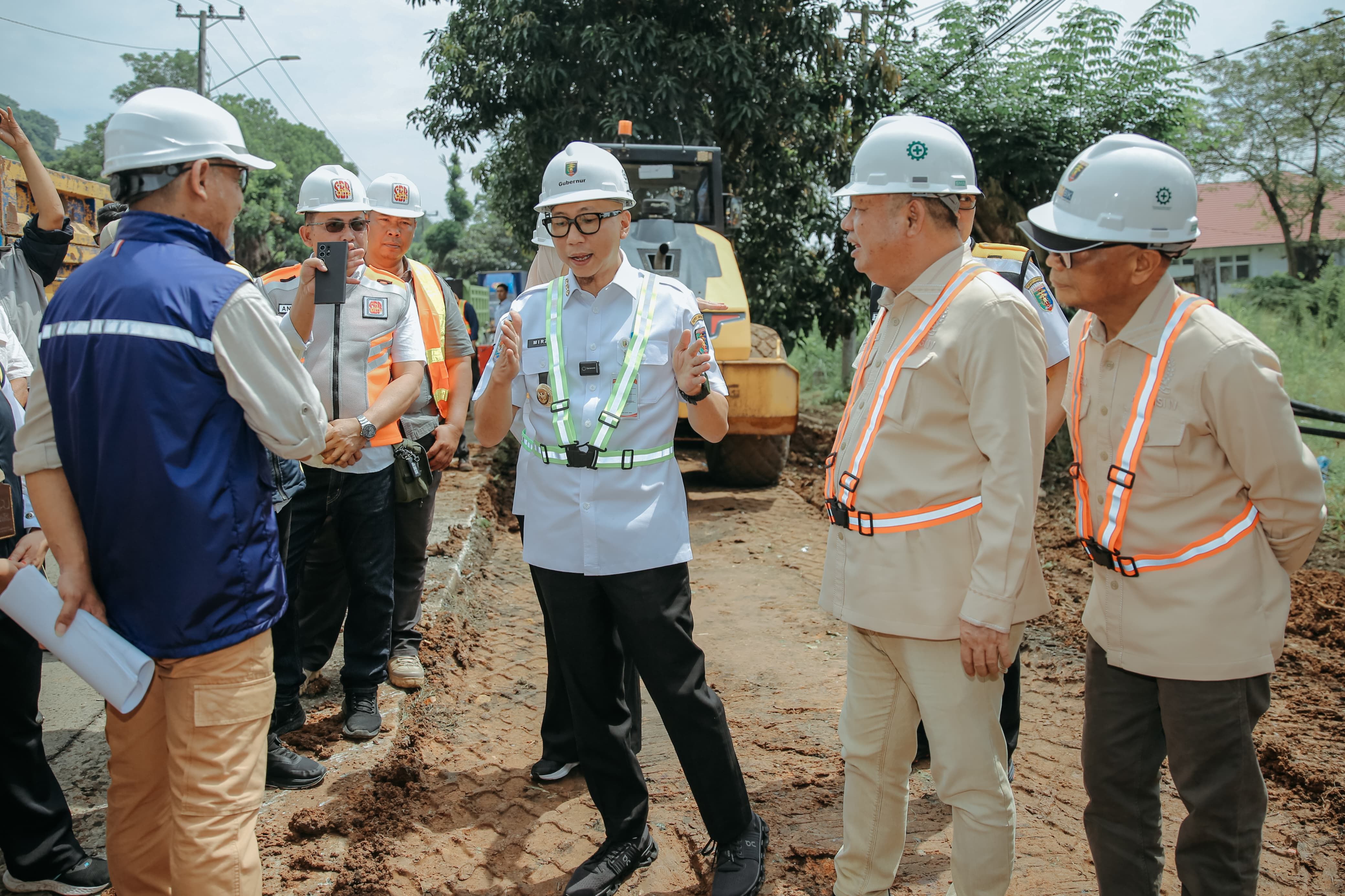 Pemprov Perbaiki Jalan Menuju Destinasi Wisata, Ruas Jalan R.E. Martadinata hingga Lempasing–Padang Cermin