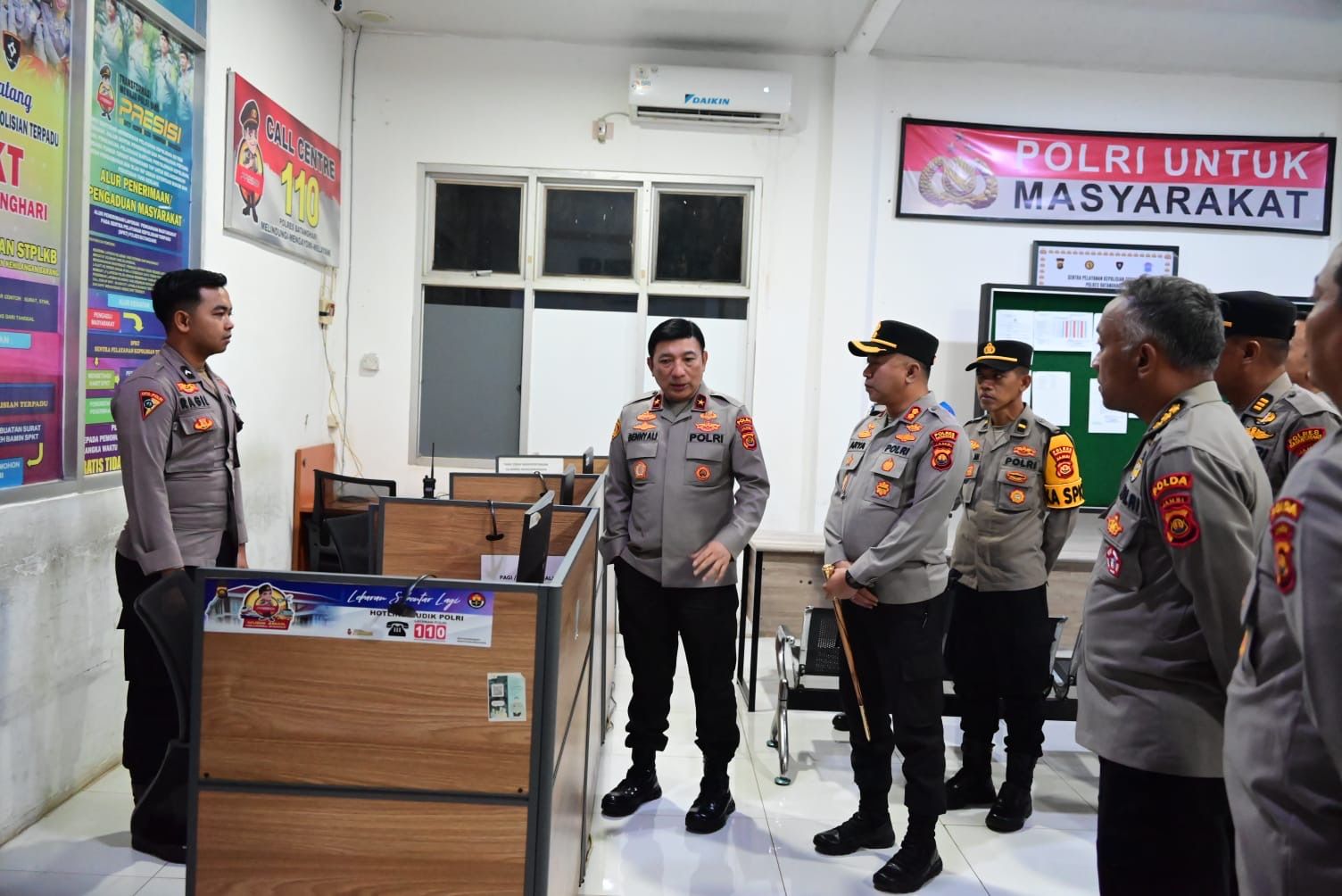Kunjungan Kerja ke Polres Batanghari, Wakapolda Jambi Tekankan Peningkatan Kualitas Pelayanan