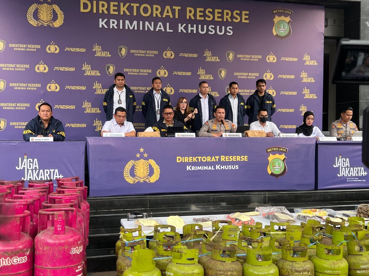 Polda Metro Bongkar Aktivitas Oplos Gas Elpiji di 6 Wilayah, Omzetnya Hampir Rp3 M!