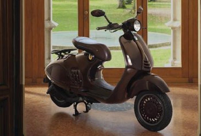 Vespa 946 Horse Hadir di Indonesia, Edisi Terbatas dengan Sentuhan Filosofi Tahun Kuda