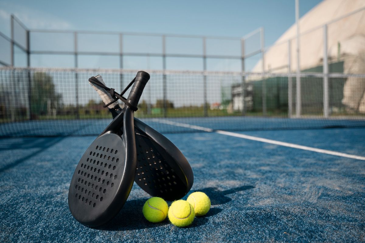 4 Lokasi Lapangan Padel Rekomendasi di Kota Manado