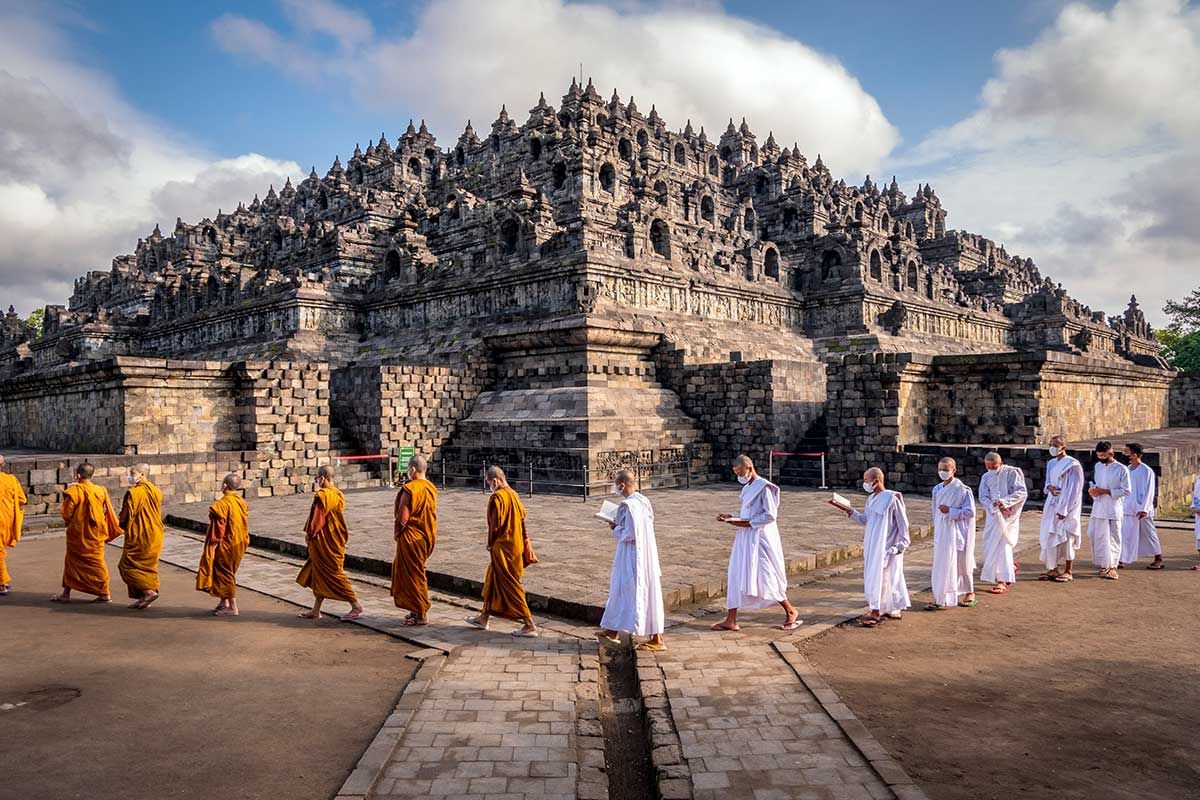 Daftar Peninggalan Kerajaan Mataram Kuno: Candi dan Prasasti