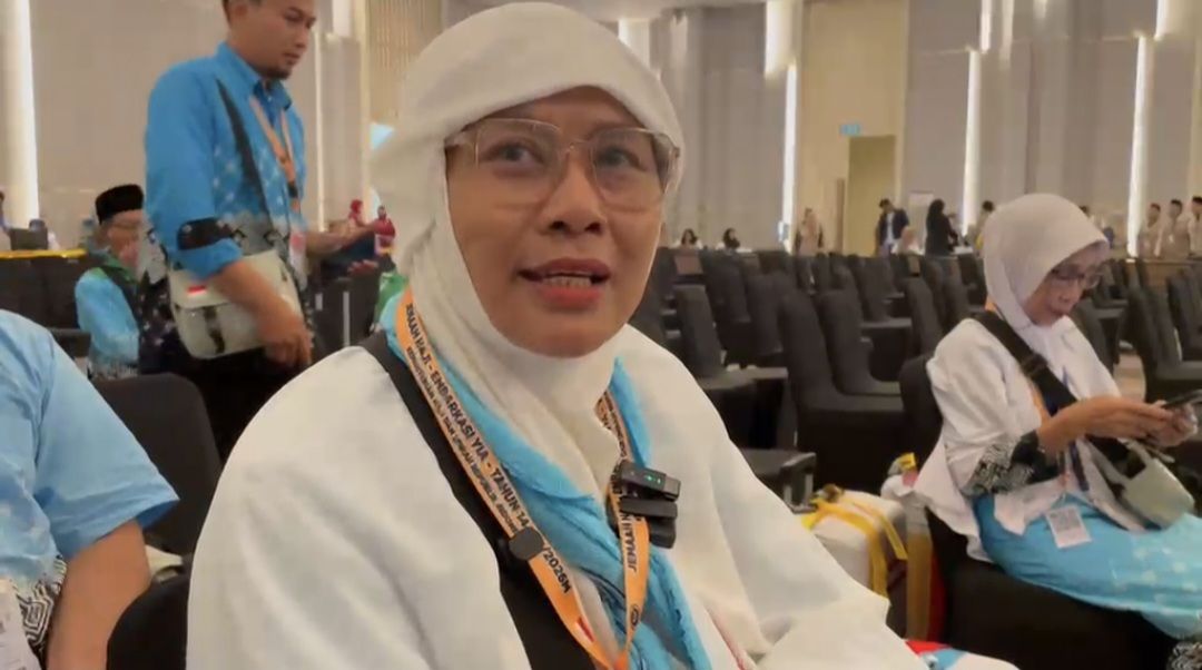 Penantian 14 Tahun Usai, Cerita Haru Sri Estini Kloter Pertama Jemaah Haji Kulon Progo Masuk Embarkasi Hari Ini