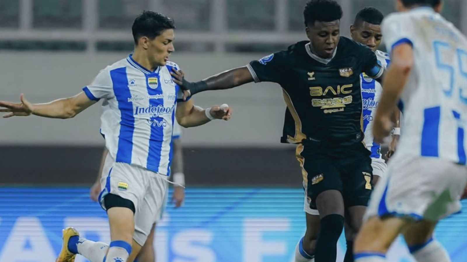 Drama Imbang Persib Bandung vs Dewa United di Pekan ke-28 Super League