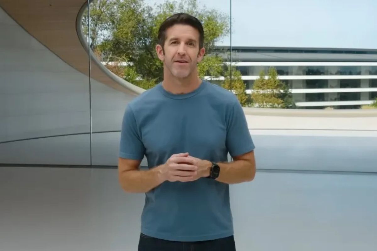 Siapa John Ternus? Sosok yang Ditunjuk Apple sebagai CEO Baru