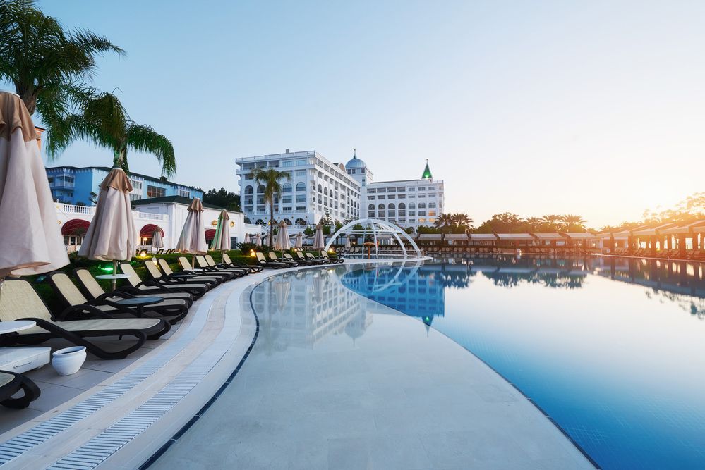 Rekomendasi Hotel Bintang 5 Terbaik di Kendari untuk Staycation Mewah