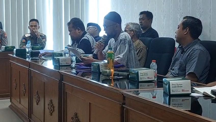 Warung Makan Non-Halal Jadi Polemik di Sukoharjo, Mediasi Buntu