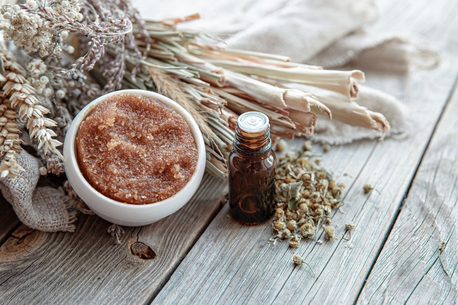 Stretch Marks Nggak Bisa Hilang? Coba Scrub dari Gula Alami, Kulit Lebih Halus dalam Hitungan Minggu