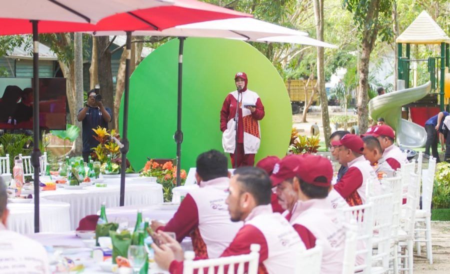 City Hijau Dimulai! Wali Kota Tanam Pohon Bareng Delegasi APEKSI