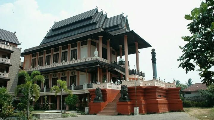 Mengenal Sejarah dan Keindahan Vihara di Jambi: Ruang Pertemuan Budaya dan Spiritual