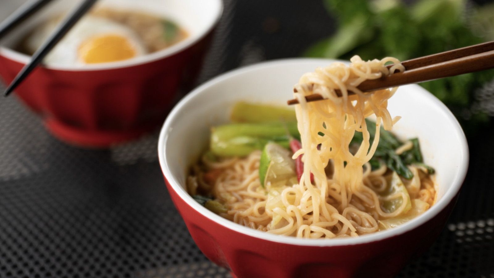 Mie Instan: Resep Kreatif dengan Dua Bahan yang Menggugah Selera