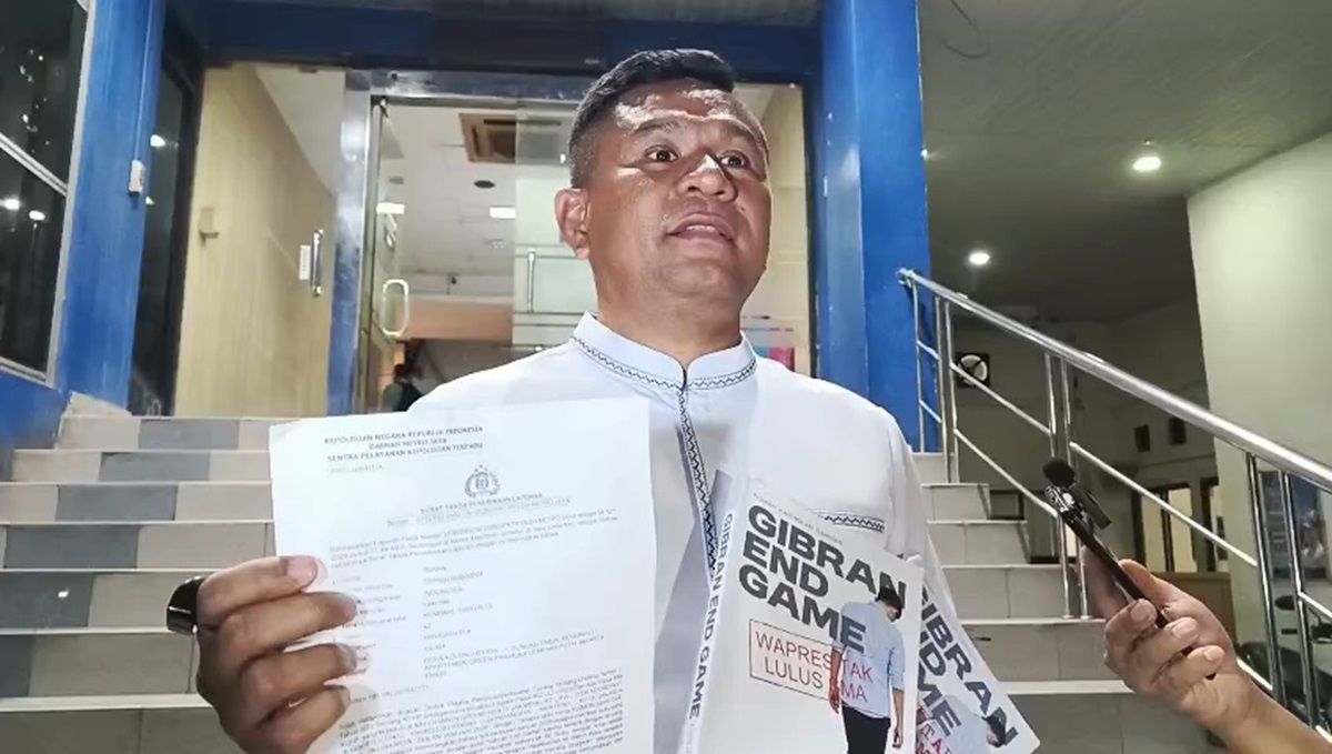 Ngaku Ditipu Beli Buku Gibran End Game, Rismon Sianipar Dipolisikan
