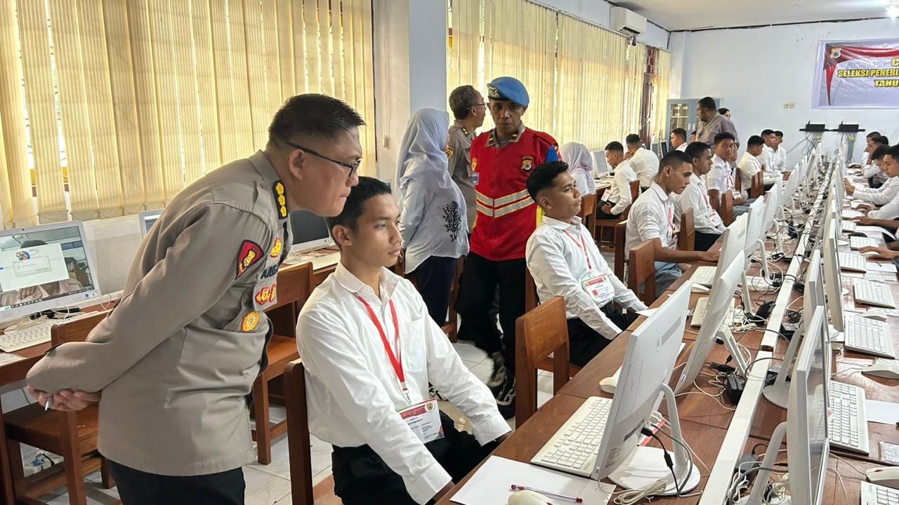 Pastikan Seleksi Transparan, Karo SDM Polda Maluku Tinjau Tes Psikologi Seleksi Akpol