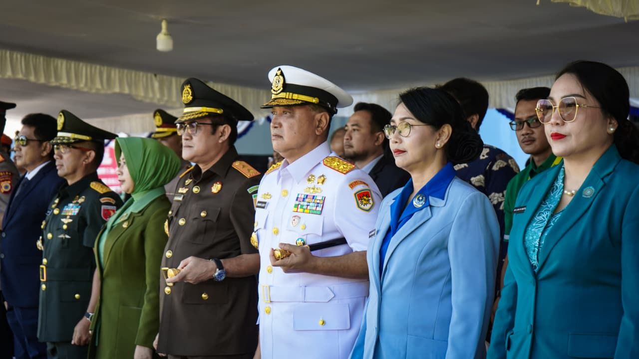 Wujudkan Sinergitas TNI, Komandan Kodaeral IX Hadiri Sertijab Danlanud Pattimura