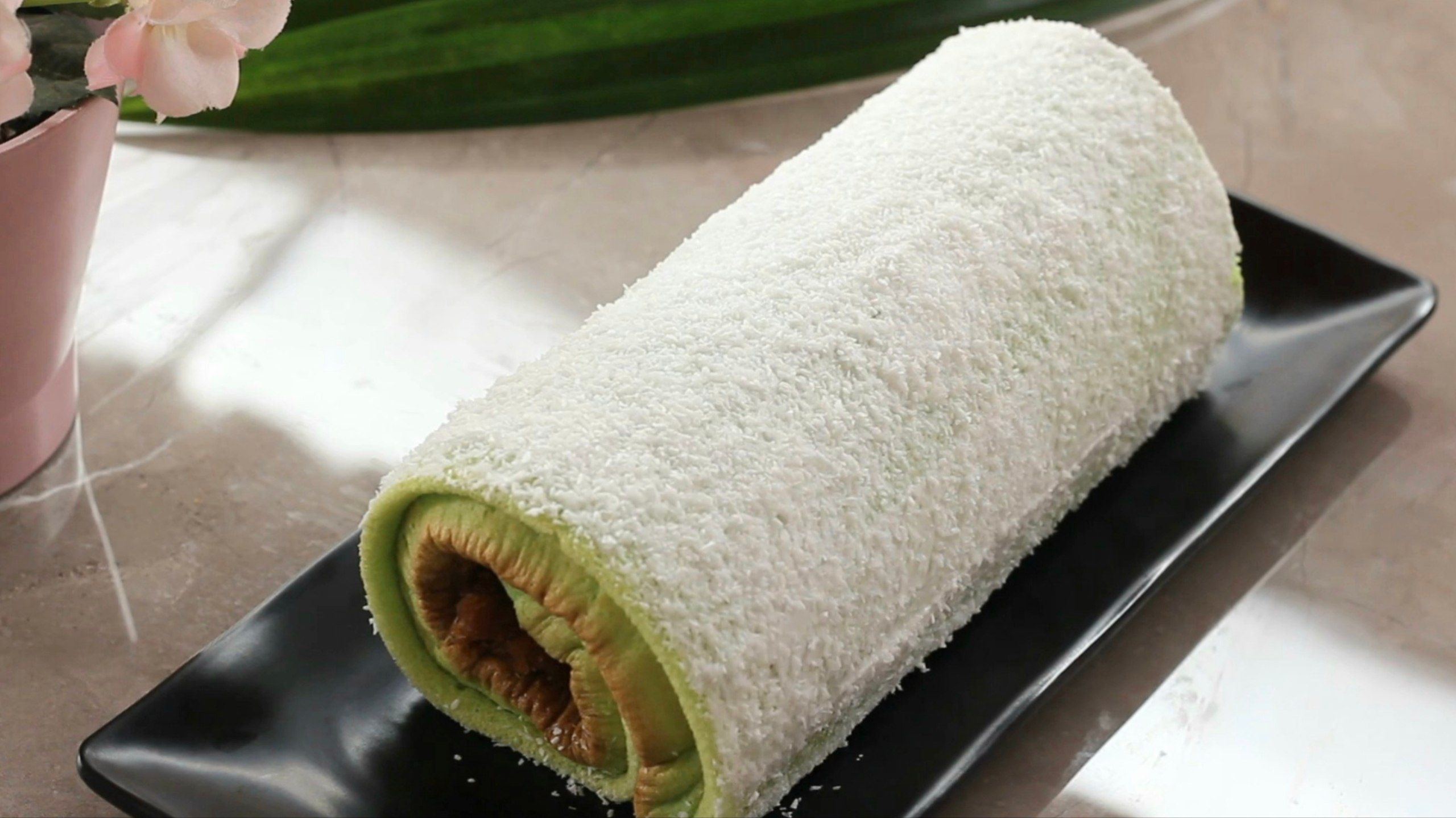 Resep Bolu Gulung Klepon Lembut dan Legit, Mudah Dibuat