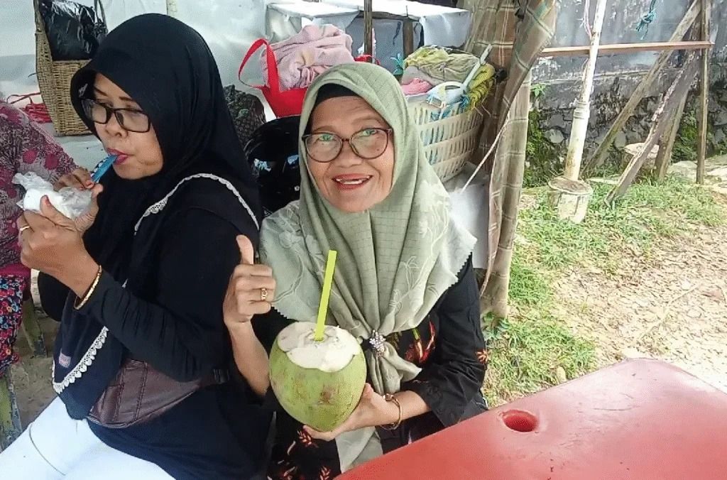Aroma Pandan yang Bikin Ketagihan, Kelapa Khas Nunukan Jadi Favorit Pembeli di Tarakan