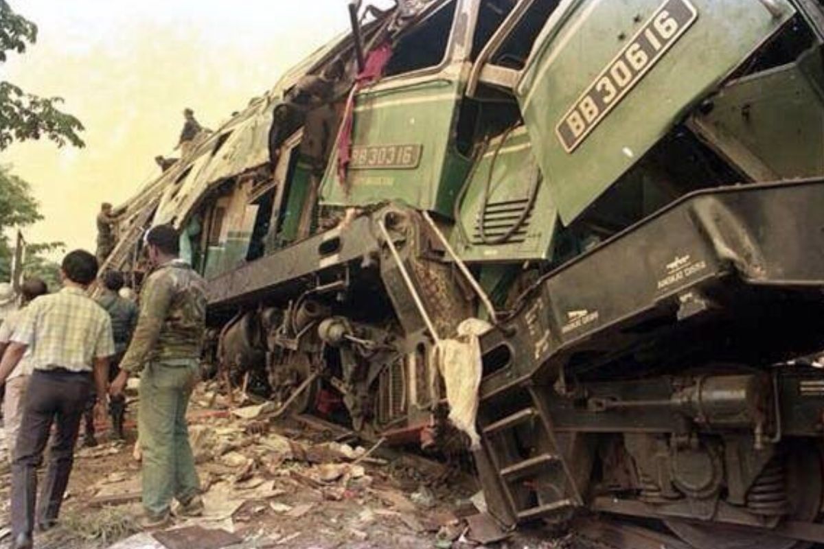Daftar Tragedi Kereta Api Terparah di Indonesia dan Kisah Kelamnya, Renggut Ratusan Korban Jiwa