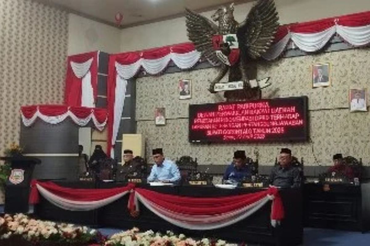 DPRD Kabupaten Gorontalo Ketuk Palu LKPJ 2025, Bupati Terima Catatan Strategis