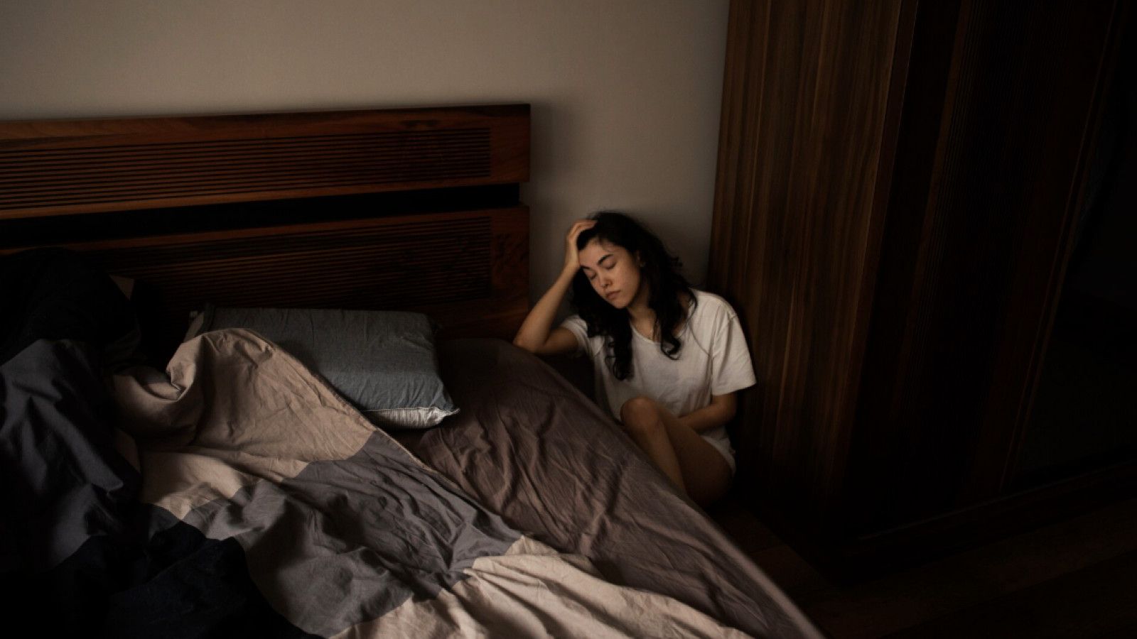 Penyebab dan Dampak Overthinking di Malam Hari