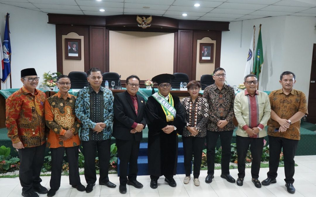 Atasi Pengangguran SMK, Sidang Doktor Ketua Komisi D DPRD DIY Dwi Wahyu Tawarkan Kurikulum Wisata Budaya di Hadapan Sultan HB X