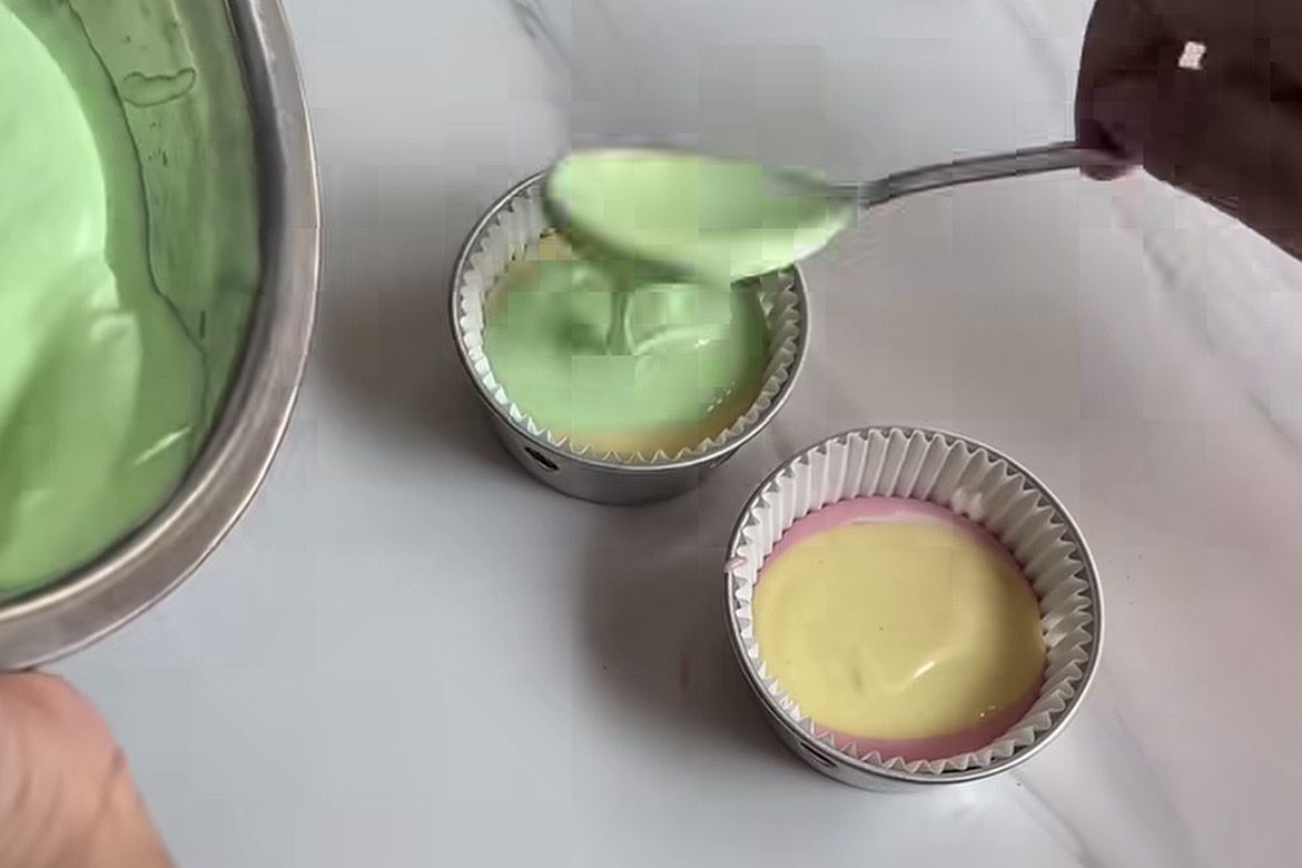 Resep Bolu Kukus Mekar Pelangi Ala Rumahan, Hasilnya Lembut dan Mengembang Cantik