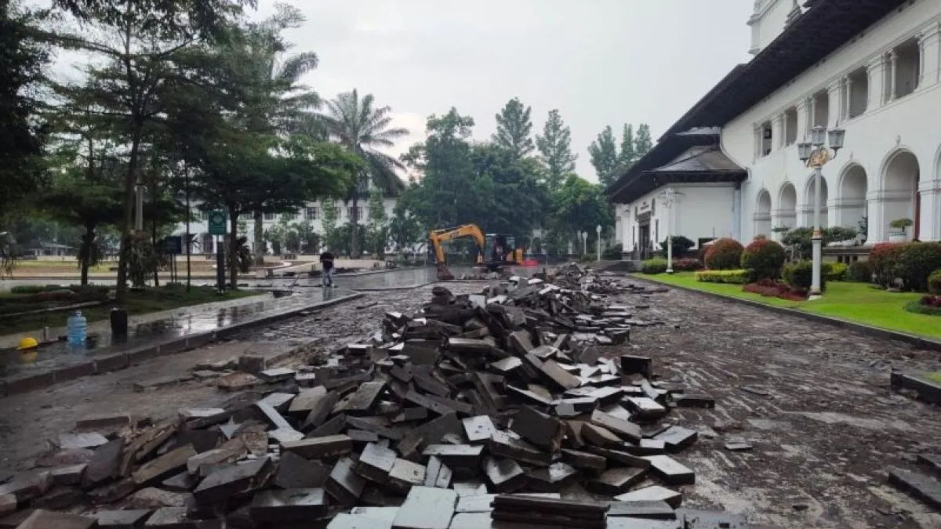 Ratusan Ribu Anak Tak Sekolah, Dedi Mulyadi Dorong Aksi Jemput Bola