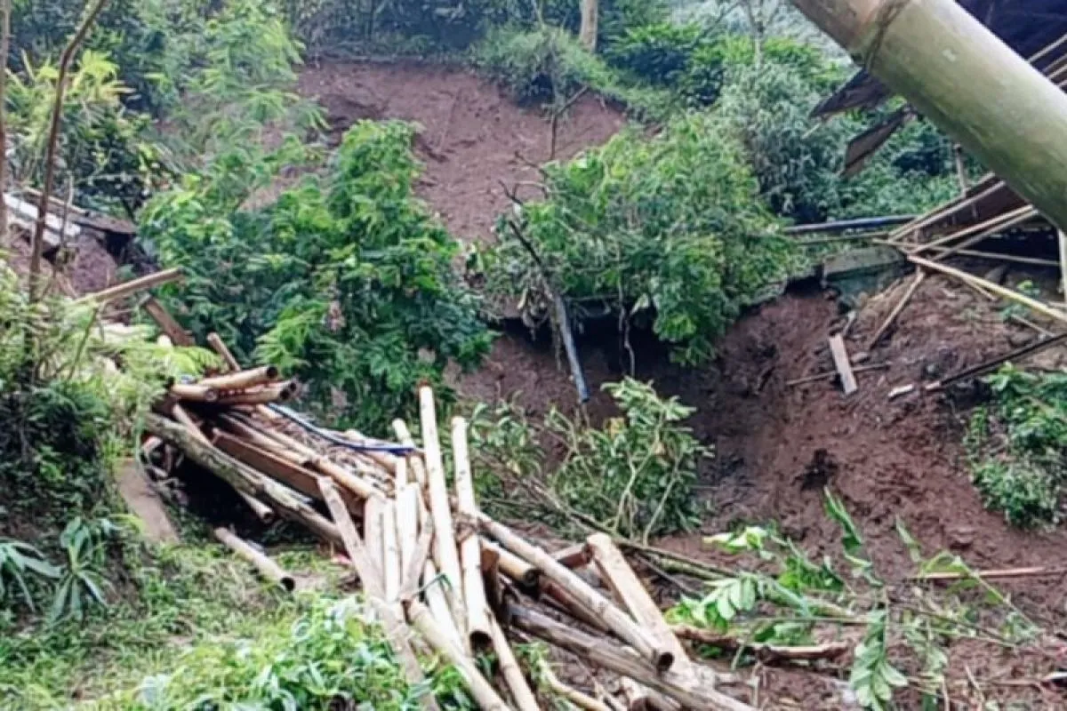 Akses Wisata Curug Malela Tertutup Longsor, Pembersihan Masih Berlangsung