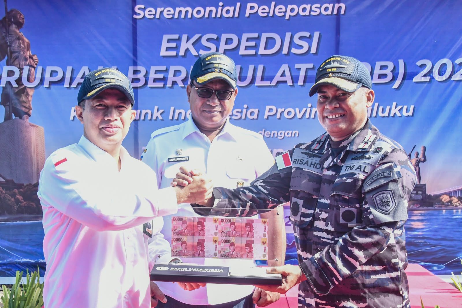 Ekspedisi Rupiah Berdaulat 2026 di Maluku, Bank Indonesi dan TNl AL Edarkan Uang di Wilayah 3T