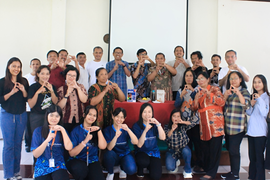 Limbah Kopi Jadi Cuan, UK Petra dan Australia Ubah Sampah Jadi Produk Bernilai di Malang