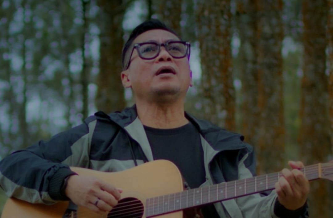 Terpikat Kemolekan Merbabu, Ady Rilis Single Megah Hasil Kolaborasi dengan Dirjen Gakkum Kehutanan