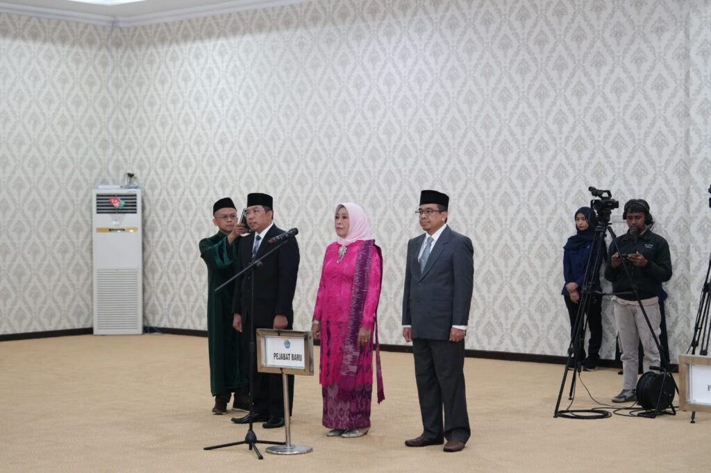 Rektor Unila Lantik Tiga Pejabat: Kepala LPPM, Sekretaris LPMPP, & Sekretaris SPI