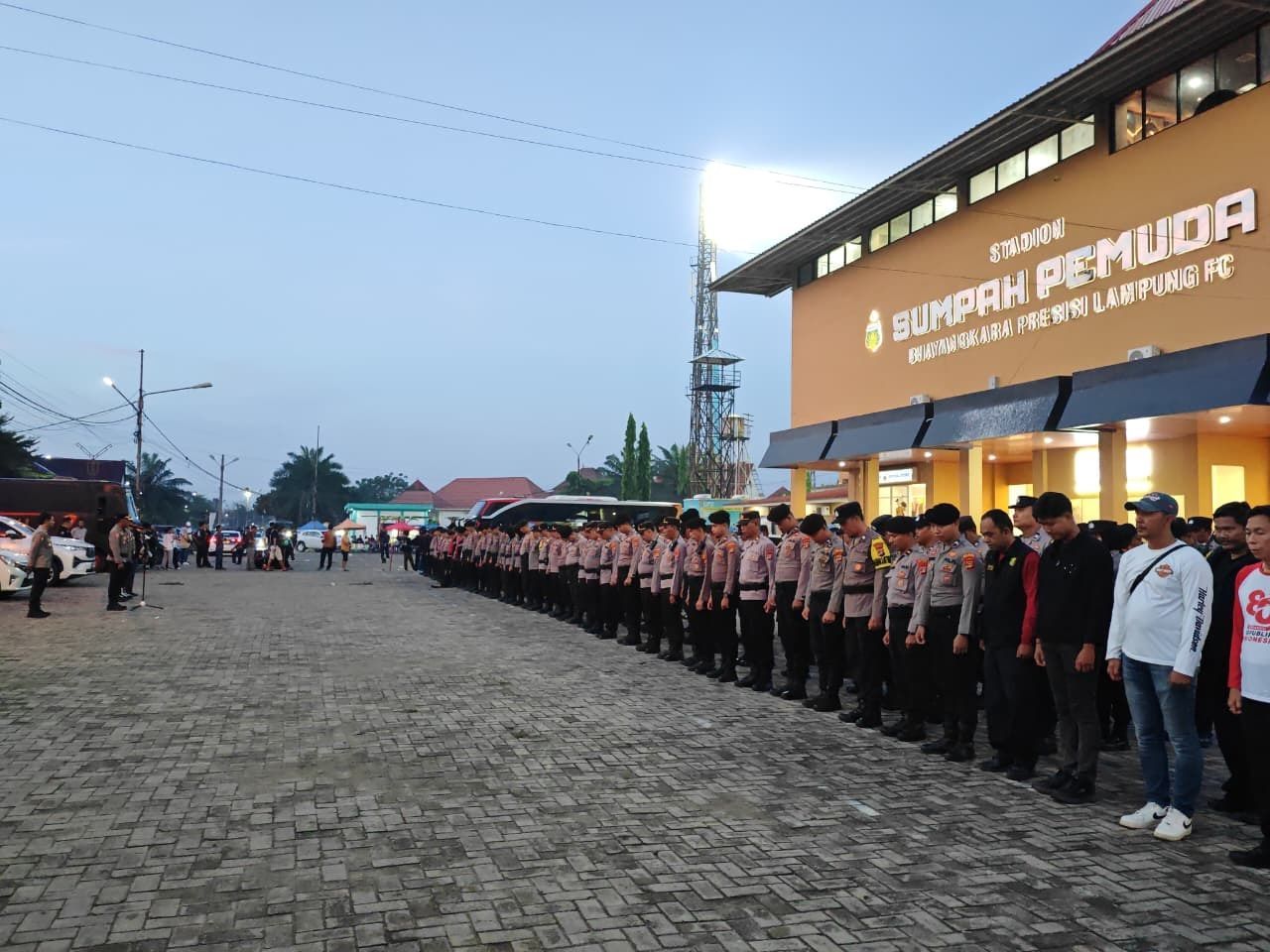 390 Personel Gabungan Dikerahkan Amankan Laga Bhayangkara Lampung FC vs Persib Bandung