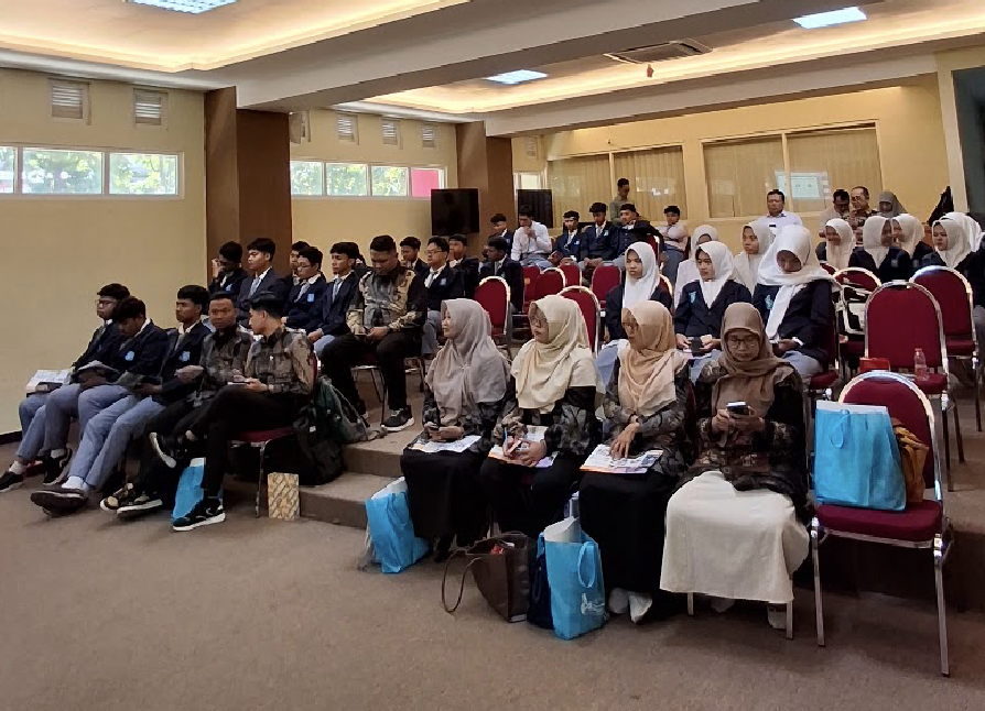 Siswa SMA Muhammadiyah Kediri Antusias Kenal Dunia Vokasi di UMM