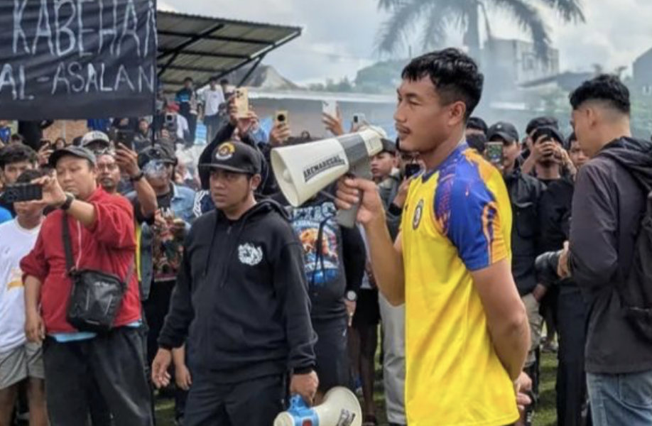 Hansamu Merasa Punya Bertanggung Jawab Besar Dipertandingkan Lawan Persebaya