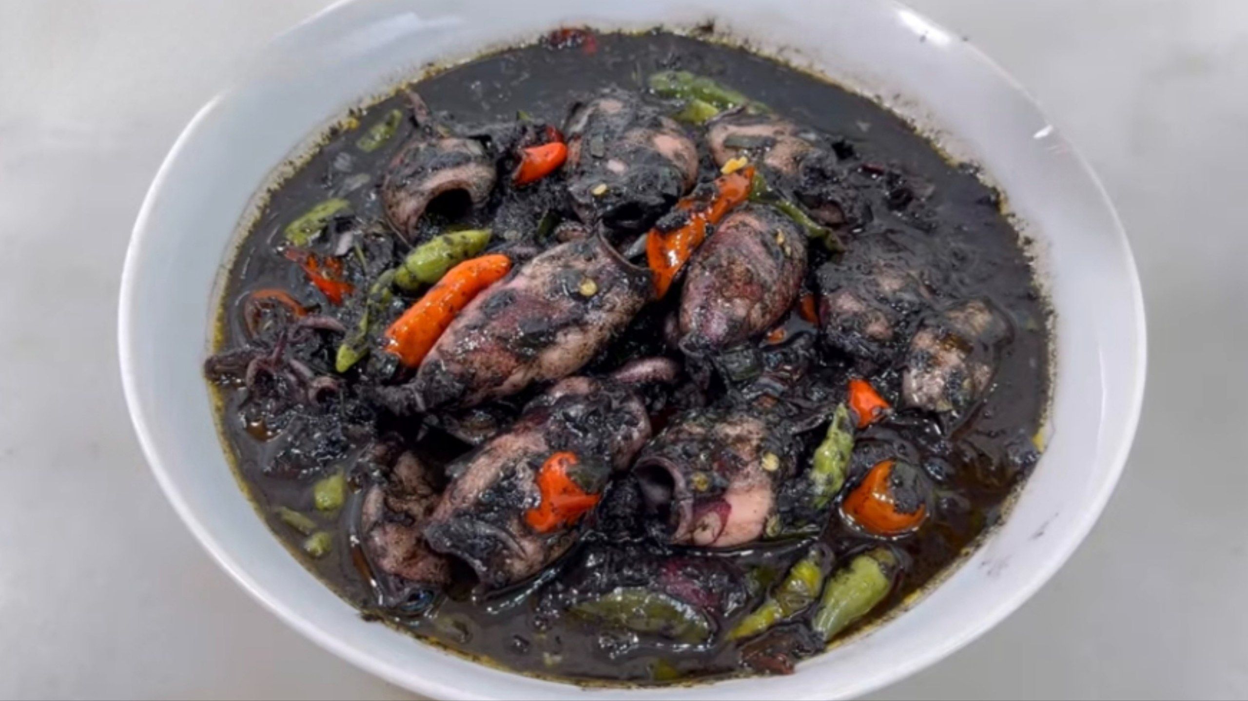 Resep Cumi Tinta Hitam Khas Madura yang Gurih dan Lezat