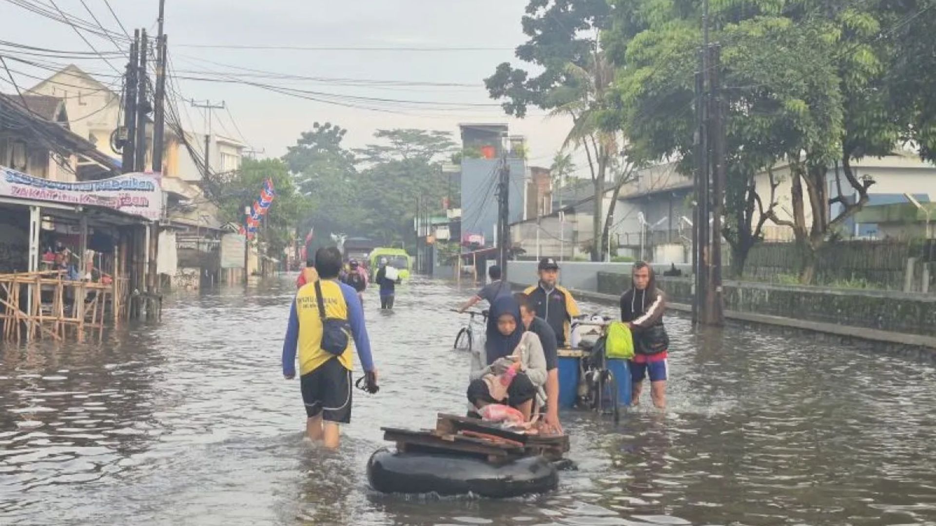 Anggaran Rp220 Miliar Disiapkan untuk Atasi Banjir di Kabupaten Bandung