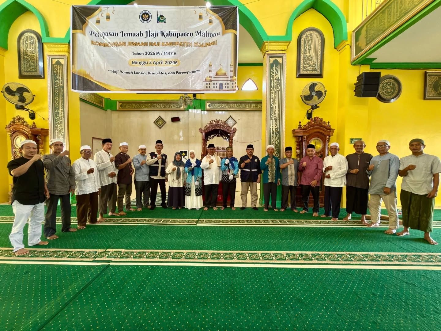 Dua Jamaah Haji Malinau Berangkat, Wabup Tekankan Kesiapan dan Kekompakan
