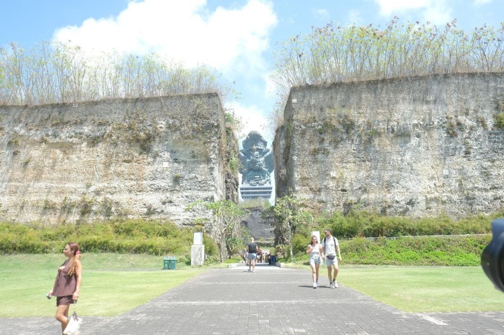 Pesona GWK, Ikon Wisata Kota Bali yang Wajib Masuk Daftar Liburanmu