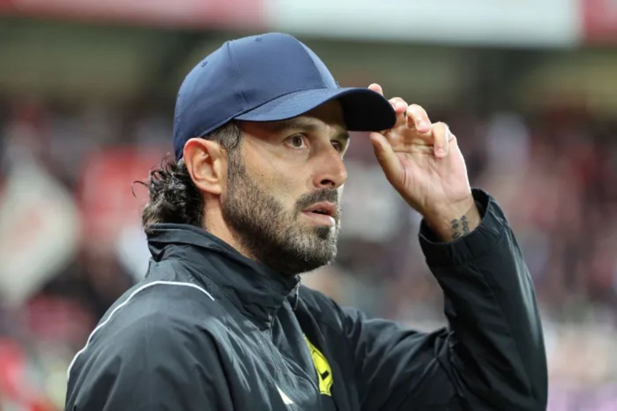 Fabio Grosso Jelaskan Cedera yang dialami Jay Idzes di Laga Kontra AC Milan