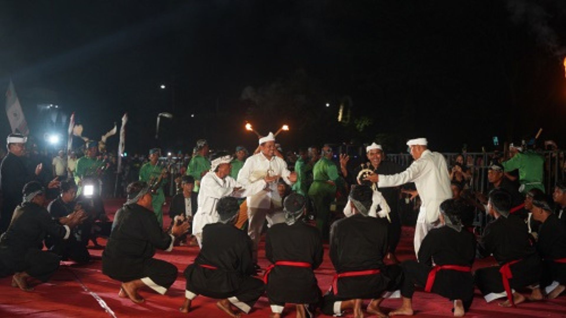 Kirab Milangkala Tatar Sunda Angkat Warisan Budaya dan Sejarah Sunda
