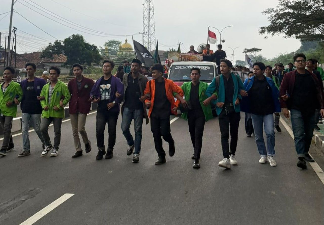 Refleksi May Day Dan Hardiknas BEM Banten Nilai Masih Banyak Ketimpang dan Pengangguran