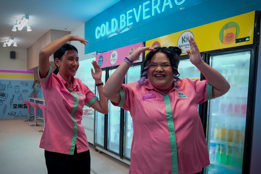 Serial “Night Shift for Cuties” SIap Tayang: Kisah Penjaga Minimarket yang Jadi Kpopers yang Wujudkan Impian