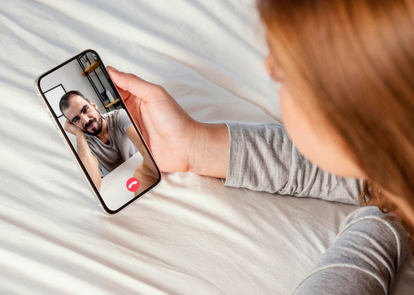 6 Cara Unik Ini Bisa Bikin Hubungan LDR Kamu Lebih Menyenangkan