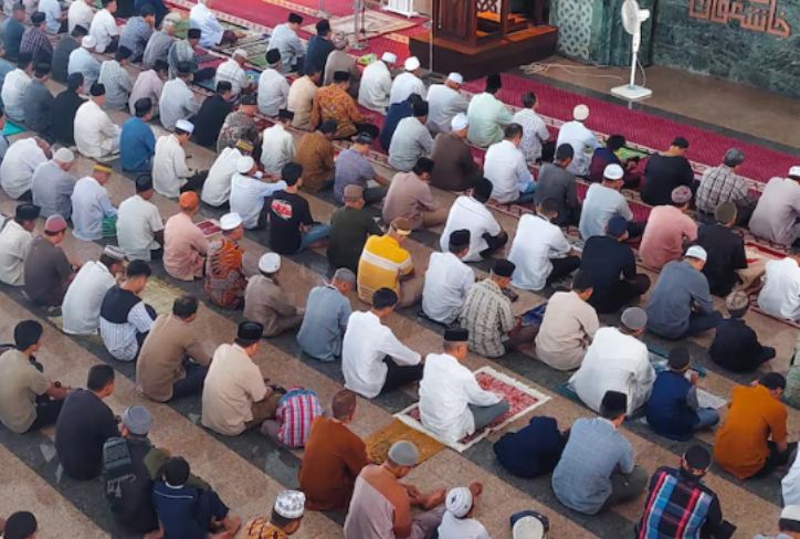 Niat Salat Idul Adha Lengkap dengan Tata Cara Pelaksanaannya