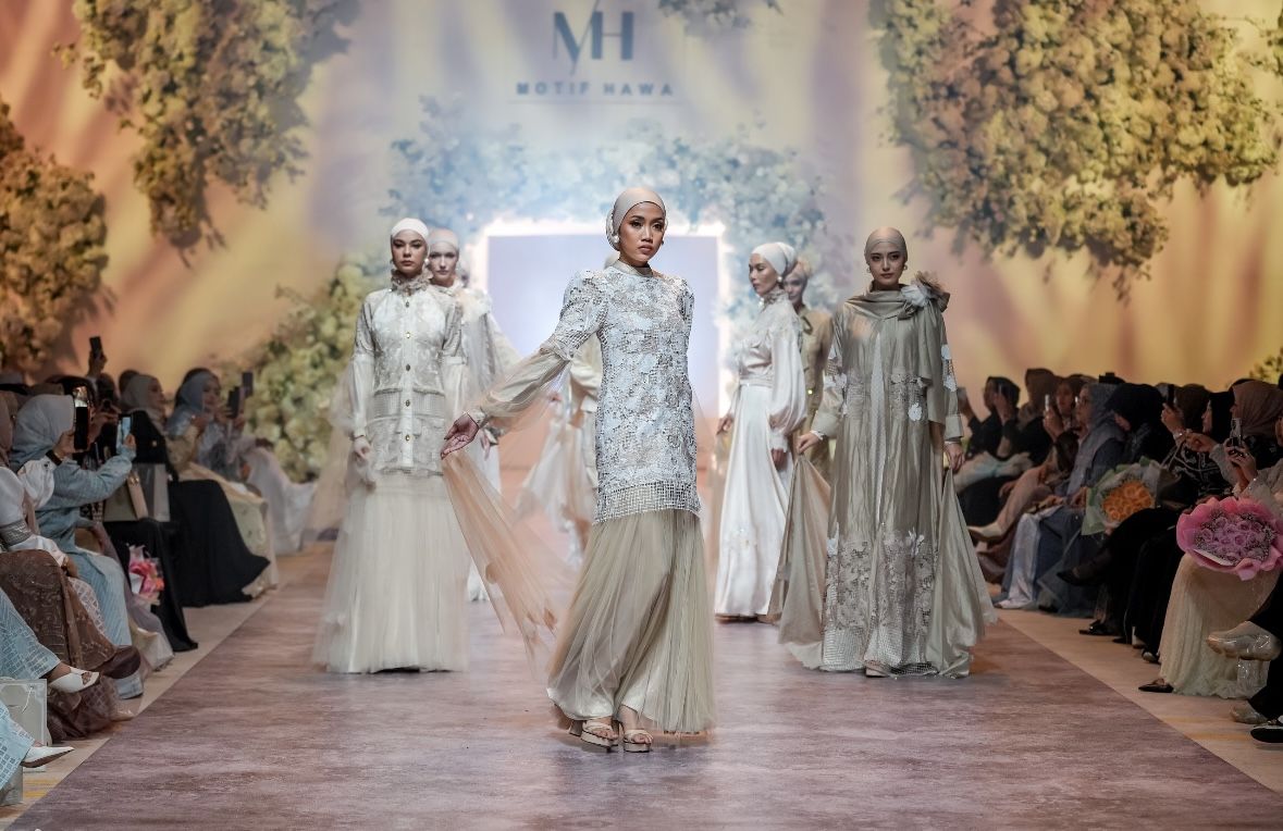 Terinspirasi Paris dan Alam, 5 Koleksi Anniversary Motif Hawa Bikin Terpukau
