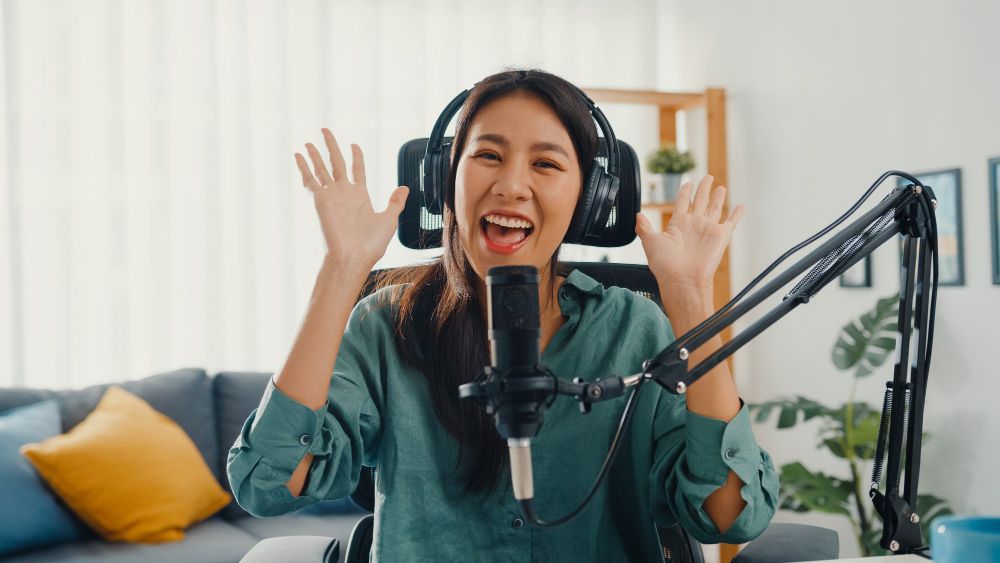 Mau Mulai Podcast? Simak Peralatan Apa Saja yang Perlu Disiapkan untuk Pemula