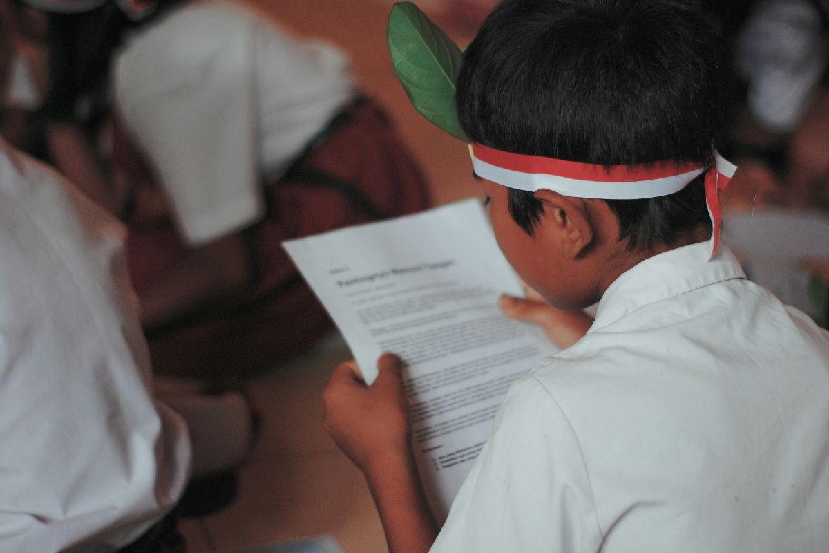Paduan Kilat 8 Bahasa Suku Etnis Minahasa, di Sulawesi Utara