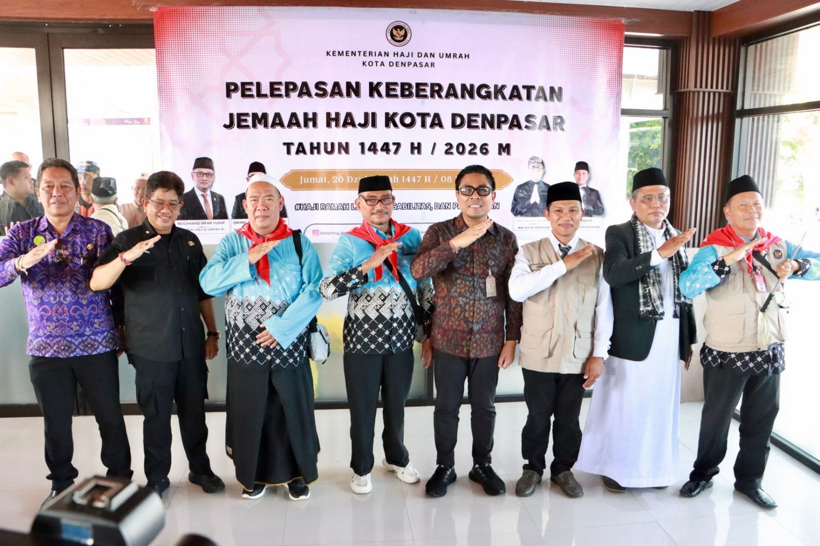 Menuju Tanah Suci, Ratusan Calon Jemaah Haji Denpasar Diberangkatkan dari Terminal Ubung