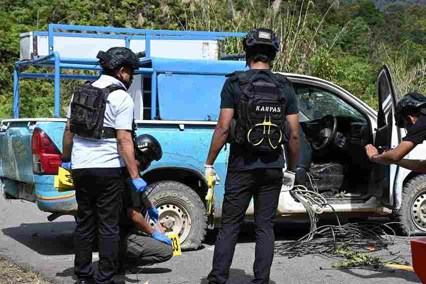 Mobil Operasional PLN Dirusak, Polisi Kawal Ketat Kawasan Kali Kasuari di Dogiyai